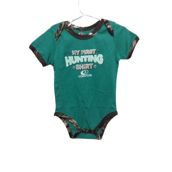 Mossy Oak Short Sleeve Onesie  18 mths Green & Camouflage  Cotton/Polyester - Picture 1 of 3